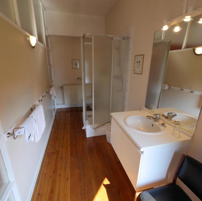 L'Etape Fagnarde - Bed, Breakfast & Sauna Spa Quarto foto